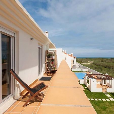 Casa Baleia - Praia E Piscina - 10 Pessoas 费雷尔 外观 照片