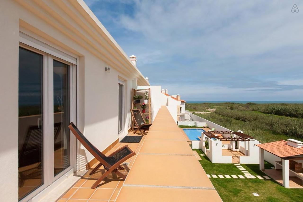 Casa Baleia - Praia E Piscina - 10 Pessoas 费雷尔 外观 照片